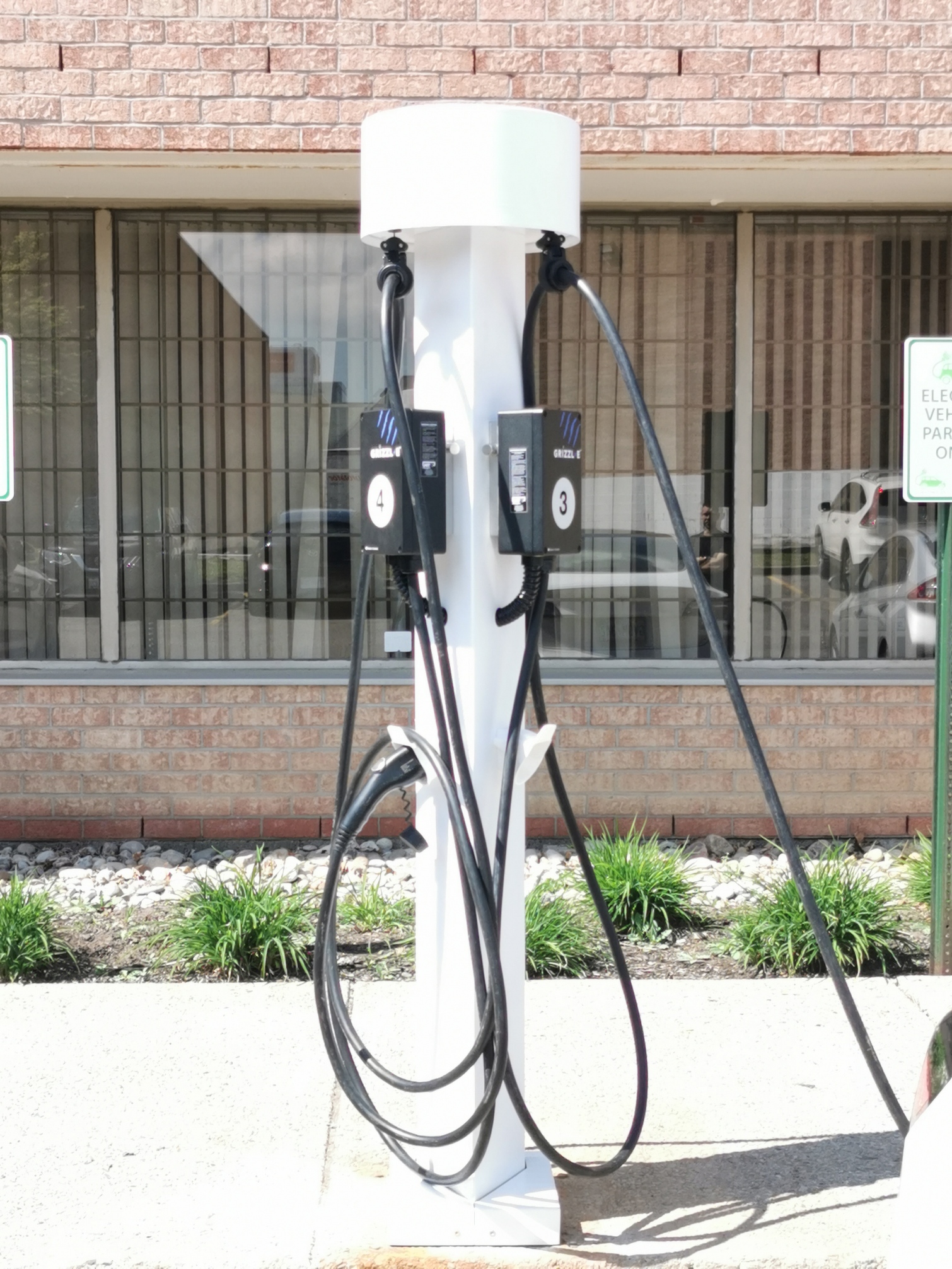 Monolith™ 80" Universal Pedestal - Image 4